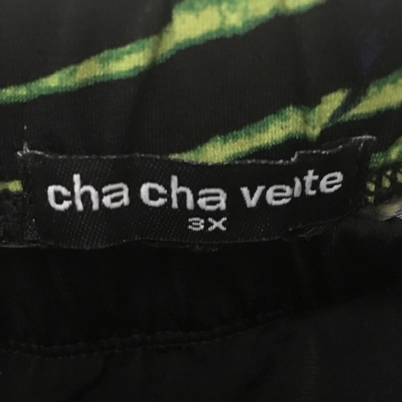 Elastic Waist Flowery skirt - Picture 2 of 5